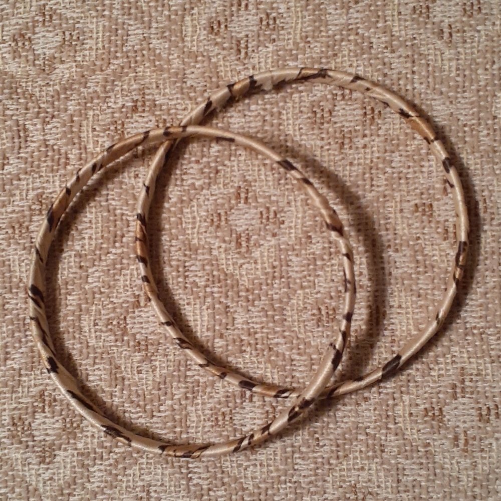 Matching Bangles Set - Beige and Black